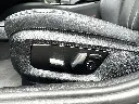 18 - Botón de asiento eléctrico del conductor.webp