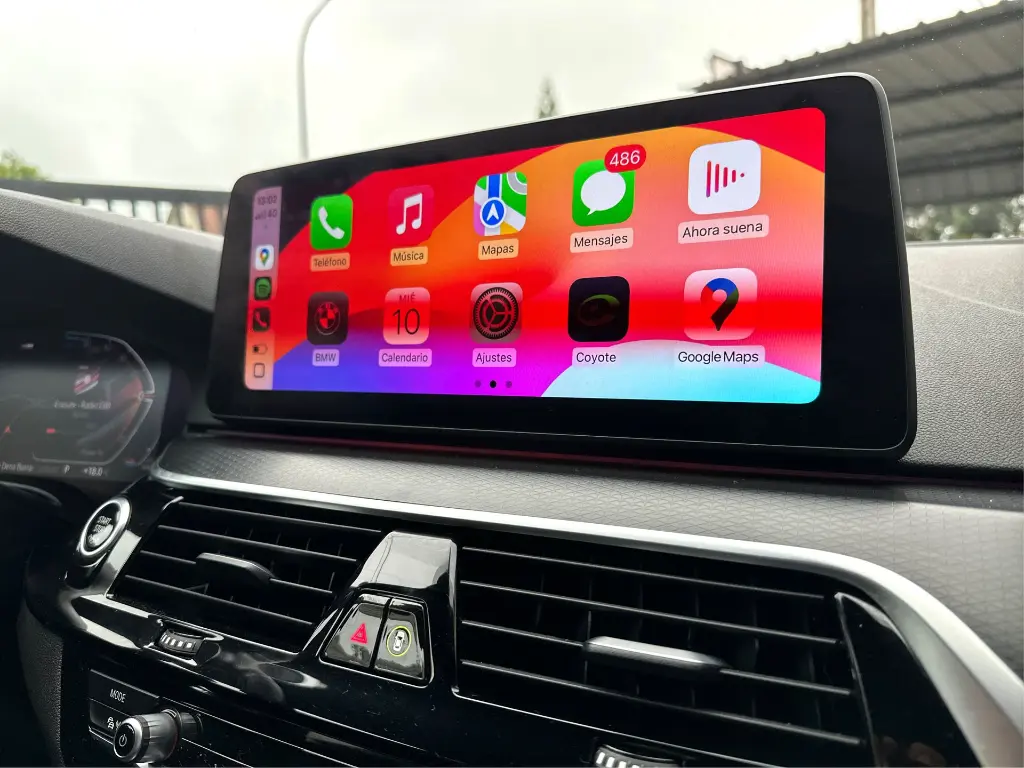 40 - Apple CarPlay-Android Auto.webp